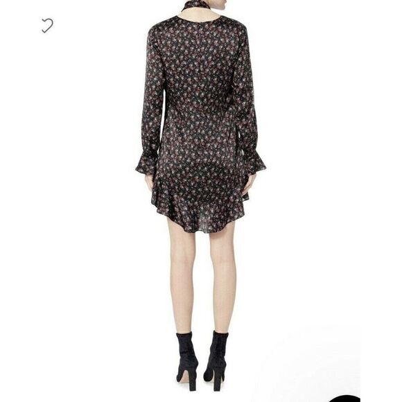 Intermix Serena Tie Neck Ruffle Shift Silk Dress in Black Floral Print. Size 4 - Picture 10 of 10